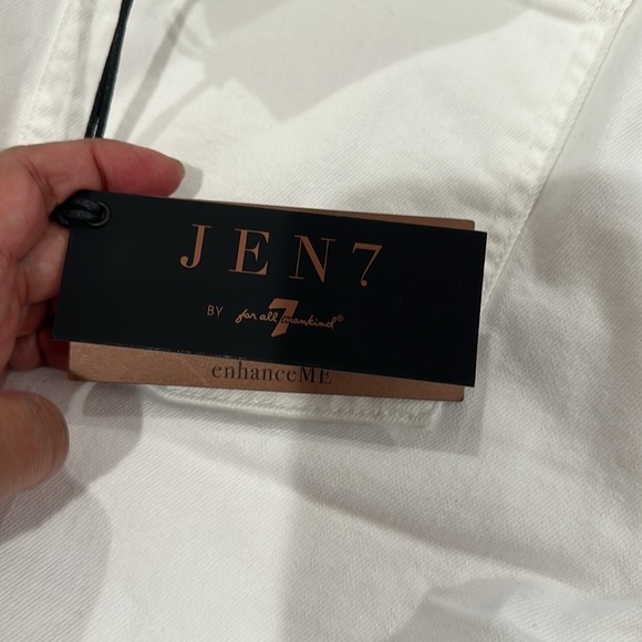 Jen 7 by 7 for all mankind short - Picture 4 of 10